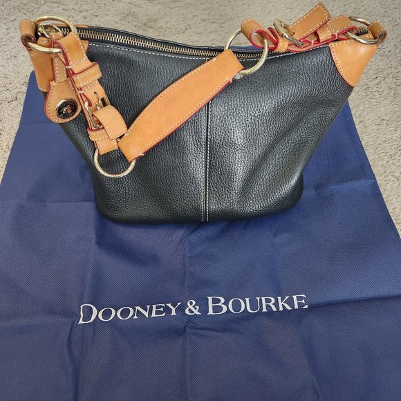 Dooney & Bourke Purse - Picture 1 of 5